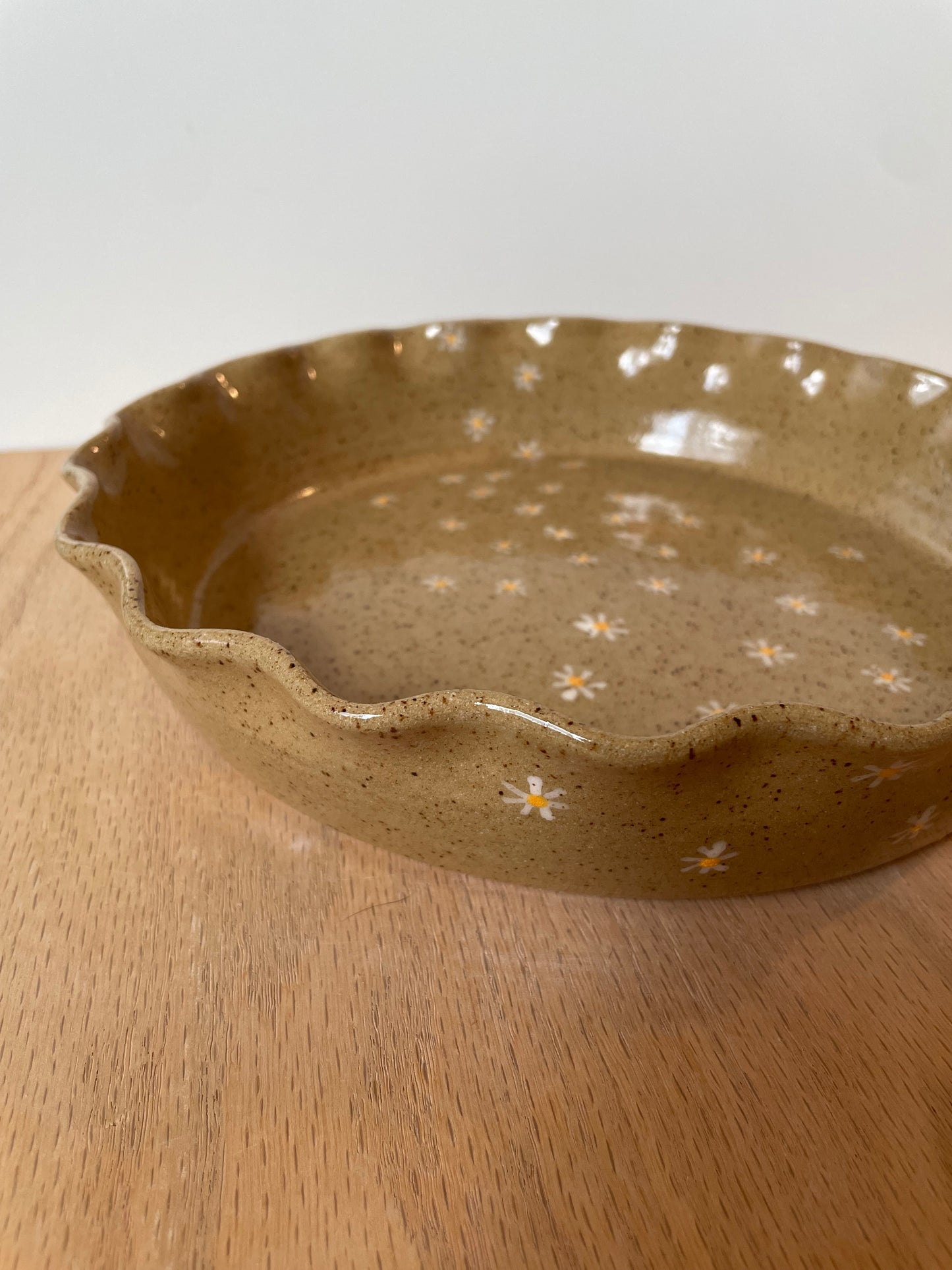 Speckled Scattered Daisies Pie Plate *PRE-ORDER*